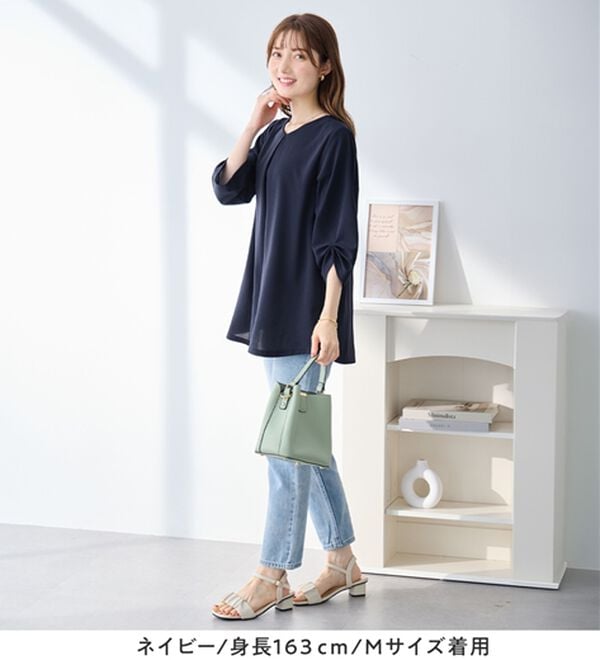 alotta（アロッタ）の「＜６つの機能付＞７分袖Ａラインフレアチュニックブラウス（チュニック）」｜詳細画像