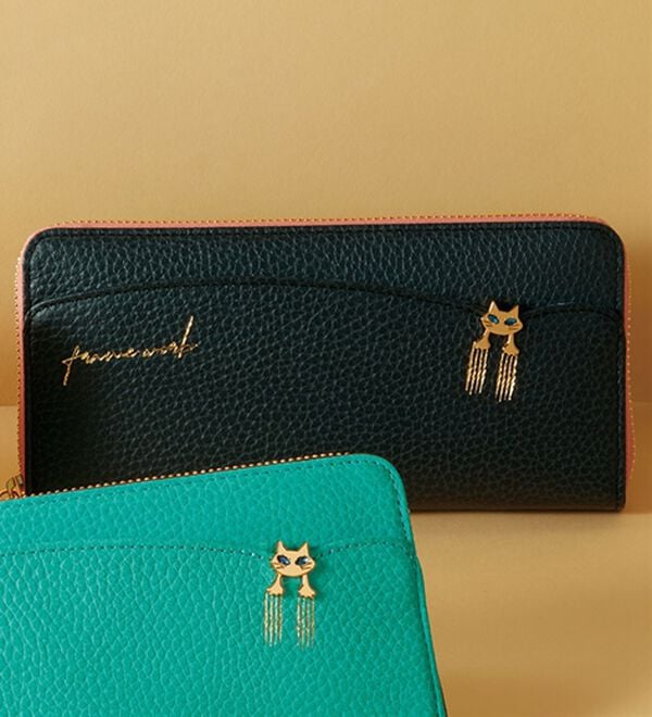 BELLUNA（ベルーナ）の「＜ＦＲＡＭＥ　ＷＯＲＫ＞ラウンド型長財布（財布・パスケース）」｜ブラック