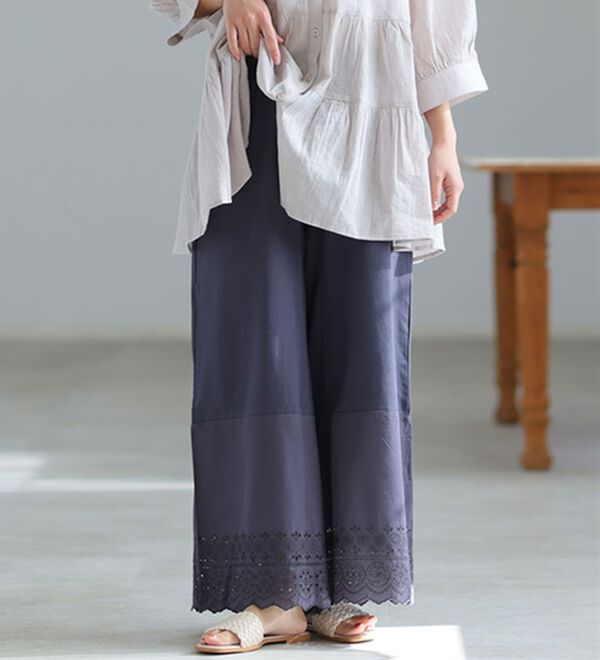 A HAPPY MARILYN（アハッピーマリリン）の「【３丈から選べる】脱！股ずれ宣言！裾レースぺチパンツ（肌着・インナーウェア）」｜サークル花柄／チャコール