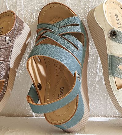 BELLUNA（ベルーナ）の「レザー調クロスデザイン２ＷＡＹサンダル（サンダル・ミュール）」