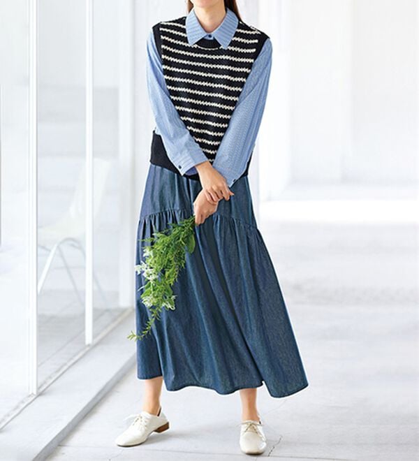 BELLUNA（ベルーナ）の「ぽわんと可愛いタック使いシャツブラウス（シャツ）」｜詳細画像