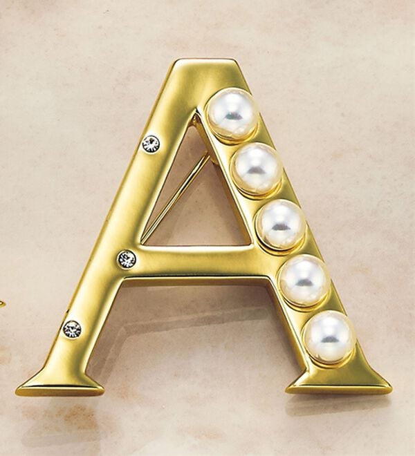 BELLUNA（ベルーナ）の「＜桂由美監修＞イニシャルブローチペンダント（ネックレス・ペンダント）」｜A