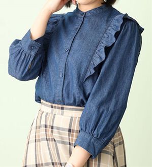 BELLUNA（ベルーナ）の「デニム素材フリルデザインブラウス（ブラウス）」｜インディゴ