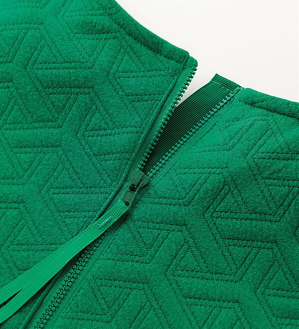 VINNO（ヴィノ）の「ボリューム袖ジャカードプルオーバー（カットソー）」｜詳細画像