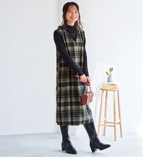 BELLUNA（ベルーナ）の「ポケット付！ふんわり起毛素材ジャンパースカート（ジャンパースカート）」｜詳細画像