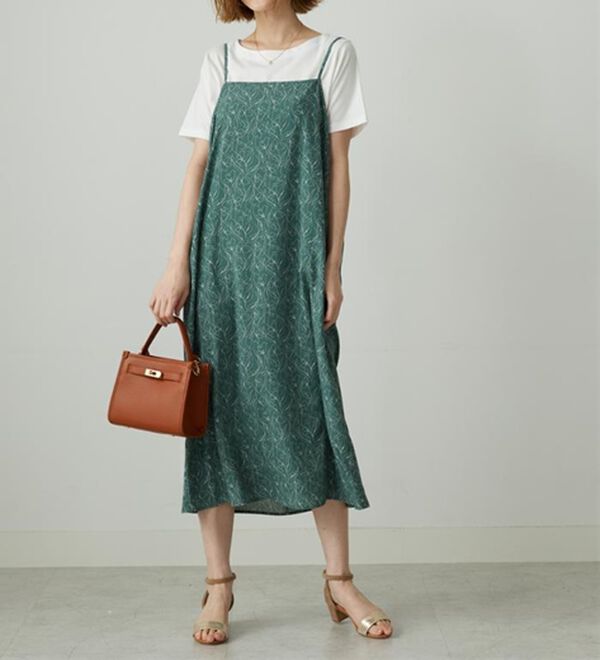 BELLUNA（ベルーナ）の「【2点セット】花柄プリントキャミワンピースアンサンブル（その他ワンピース）」｜詳細画像