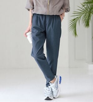 BELLUNA（ベルーナ）の「ゆるっとラクちん！万能パンツ（テーパードパンツ）」｜デニムブルー