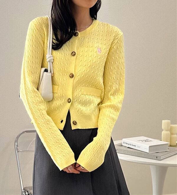 RANAN（ラナン）の「＜Ｕ．Ｓ．Ｐ＞ゴールド調ボタン刺繍ケーブルカーディガン（ニット・セーター）」｜詳細画像