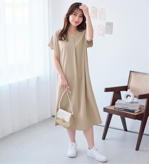 alotta（アロッタ）の「【４つの機能付】ひんやりフロントタックＶネックゆるワンピース（カットソーワンピース）」｜詳細画像