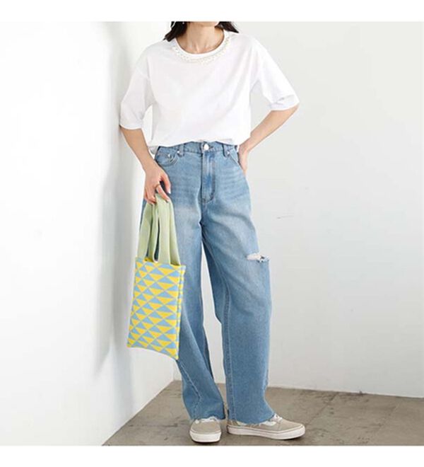 GeeRA（ジーラ）の「コットン天竺パール付デザイントップス（Tシャツ）」｜詳細画像