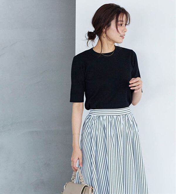 Pierrot（ピエロ）の「【洗濯機で洗える】多機能ニット５分袖トップス（ニット・セーター）」｜詳細画像