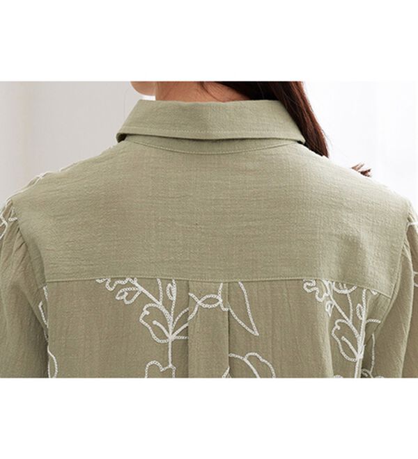 BELLUNA（ベルーナ）の「グラフィック風刺しゅう袖リボンチュニック（チュニック）」｜詳細画像