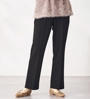 BELLUNA（ベルーナ）の「ジョーゼット素材フレアーパンツ（フルレングスパンツ）」｜黒