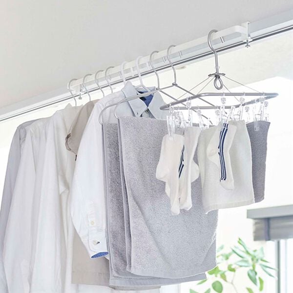 iellio（イエリオ）の「タワー　室内物干しハンガーバー＜ｔｏｗｅｒ　山崎実業　部屋干し　物干し　ランドリーハンガーバー　花粉対策＞（ハンガーラック）」｜詳細画像