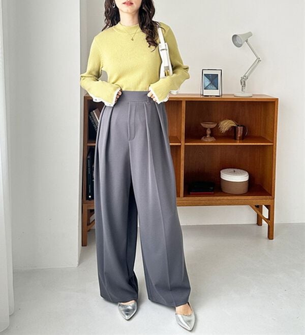 GeeRA（ジーラ）の「袖口ボタン配色ハイネックリブニット（ニット・セーター）」｜詳細画像