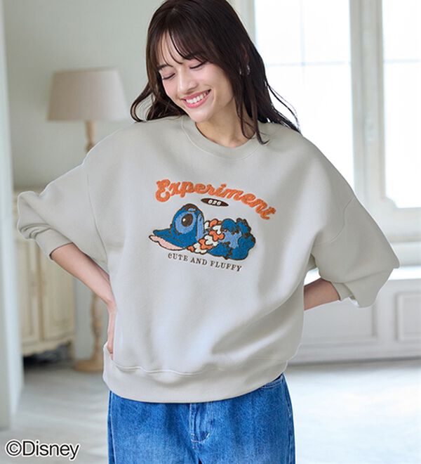 BELLUNA（ベルーナ）の「＜Ｄｉｓｎｅｙ＞【スティッチ】さがら刺しゅう裏起毛ゆったりトレーナー（トレーナー・スウェット）」｜アイスグレー