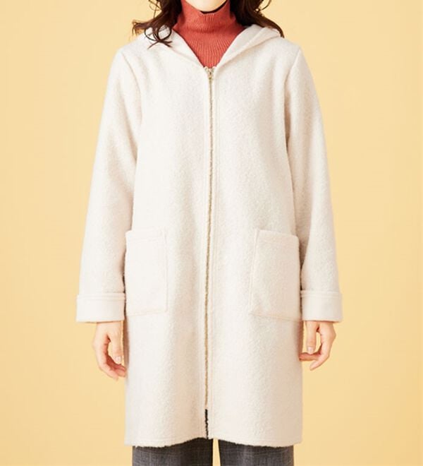 BELLUNA（ベルーナ）の「ボア素材フードデザインコート（ロングコート）」｜詳細画像