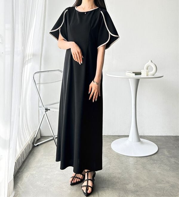 GeeRA（ジーラ）の「スリット入りフレアースリーブワンピース（その他ワンピース）」｜詳細画像