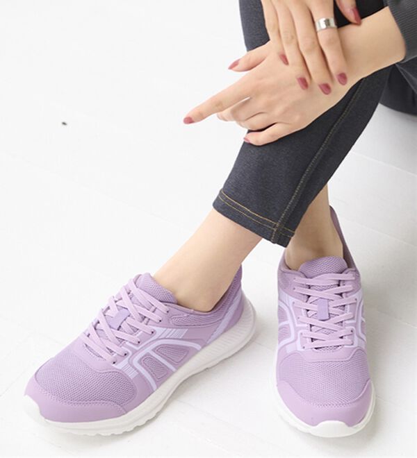 BELLUNA（ベルーナ）の「サッと履ける！防水軽量シューズ（スニーカー）」｜詳細画像