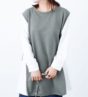 BELLUNA（ベルーナ）の「幾何柄ジャカード袖切替チュニック（チュニック）」｜カーキ