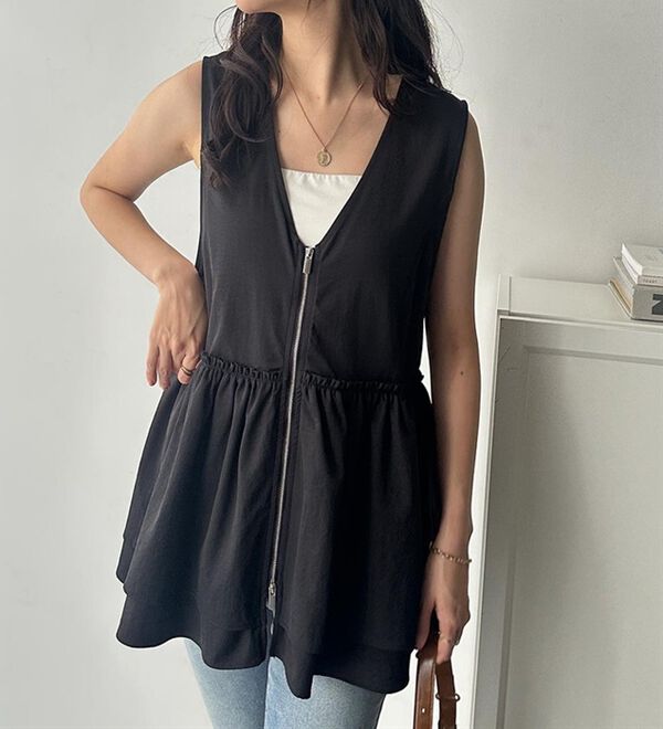 GeeRA（ジーラ）の「ダブルジップティアードベスト（ベスト）」｜詳細画像