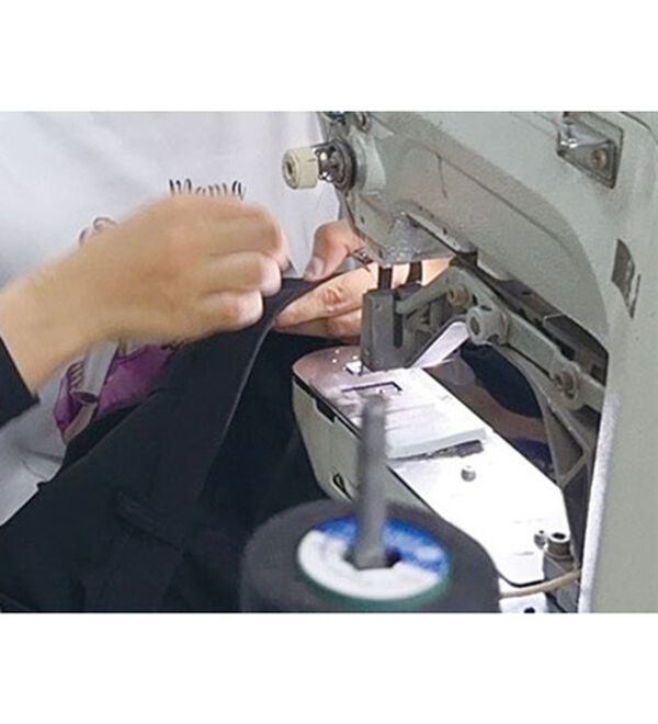 BELLUNA（ベルーナ）の「すっきり伸びる！ハイテンション美脚パンツ　ストレート（フルレングスパンツ）」｜詳細画像