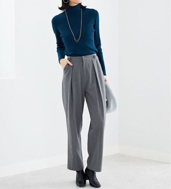 BELLUNA（ベルーナ）の「リブニットタートルプルオーバー（ニット・セーター）」｜詳細画像