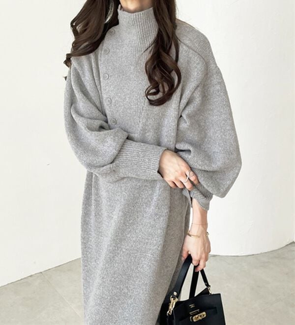 GeeRA（ジーラ）の「アシメボタンニットワンピース（ニットワンピース）」｜詳細画像