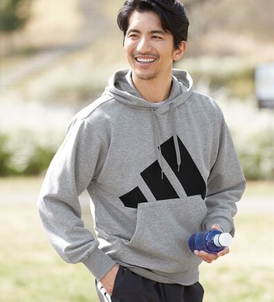 「＜アディダス＞スウェットフーディ（メンズパーカー）」