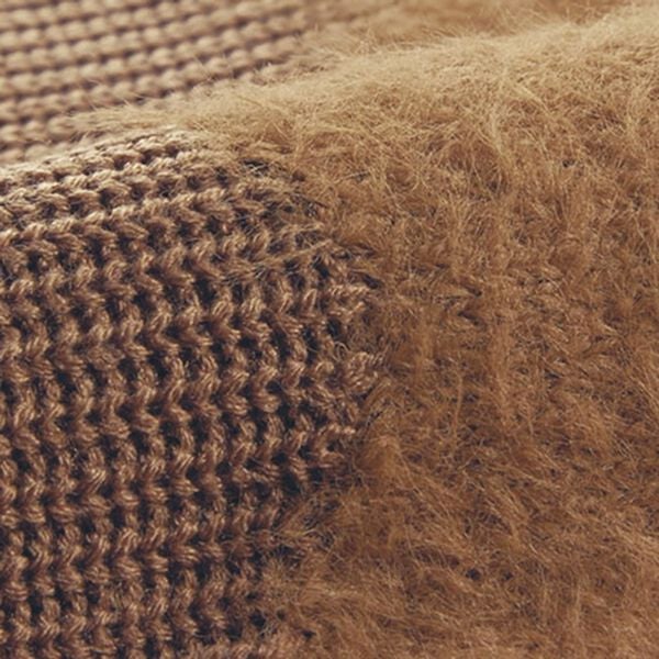 BELLUNA（ベルーナ）の「ふんわりシャギー切替デザインセーター（ニット・セーター）」｜詳細画像