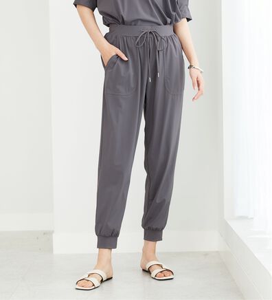 BELLUNA（ベルーナ）の「ヒンヤリ爽快！ジョガーパンツ（フルレングスパンツ）」