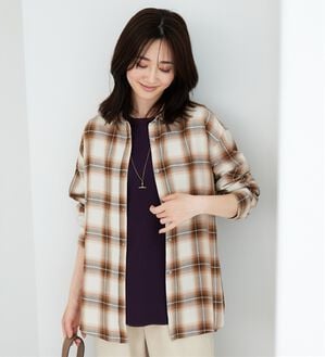 BELLUNA（ベルーナ）の「ゆったり快適チェック柄シャツチュニック（チュニック）」｜ベージュ系