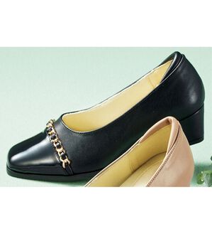 BELLUNA（ベルーナ）の「４Ｅチェーン使いウェッジパンプス（パンプス）」｜黒