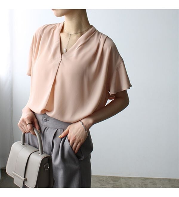 GeeRA（ジーラ）の「サラサラ涼しい！着やせも叶うフレアー袖ブラウス（ブラウス）」｜詳細画像