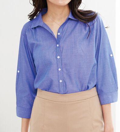 BELLUNA（ベルーナ）の「サラリ綿混！ギャザー使いシャツチュニック（チュニック）」