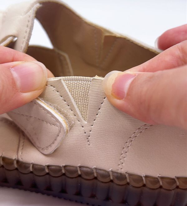 BELLUNA（ベルーナ）の「ステッチ使いゆったりカットワークサンダル（サンダル・ミュール）」｜詳細画像