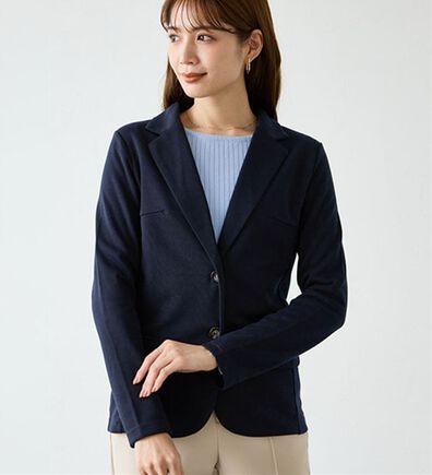 Pierrot（ピエロ）の「ＯＮ／ＯＦＦ使えるポンチ素材テーラードジャケット（テーラードジャケット）」