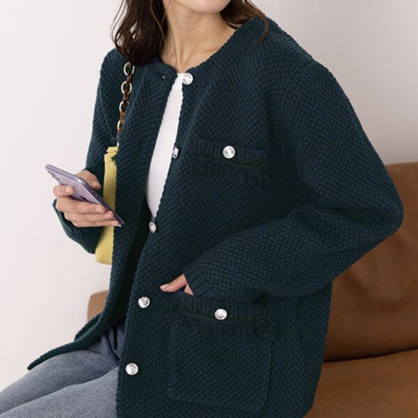 BELLUNA（ベルーナ）の「フリンジ使いノーカラーニットジャケット（その他ジャケット）」｜詳細画像