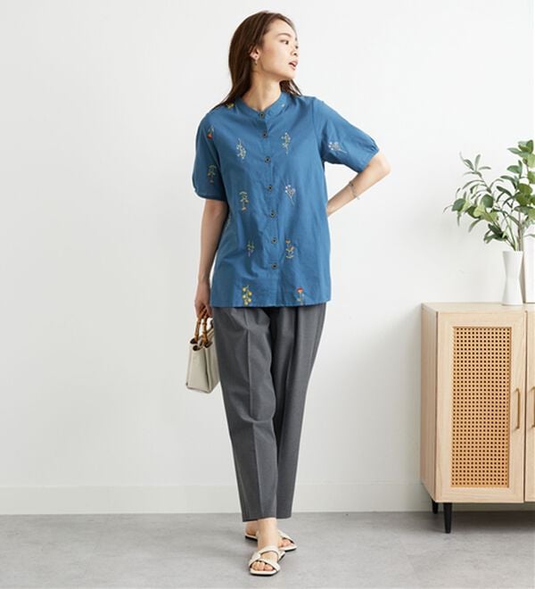 BELLUNA（ベルーナ）の「【Ｌａｇｒｉｌｕａ】花柄刺しゅうデザインチュニック（チュニック）」｜詳細画像