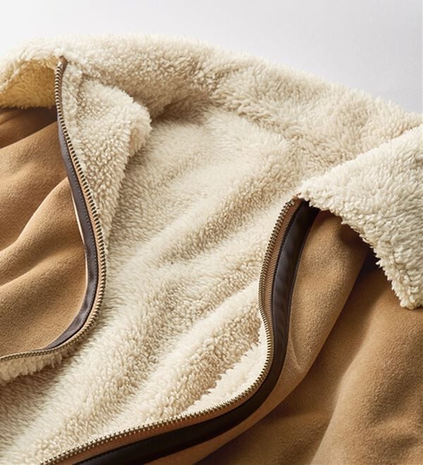 BELLUNA（ベルーナ）の「防風ベロア素材ミドル丈コート（ブルゾン）」｜詳細画像