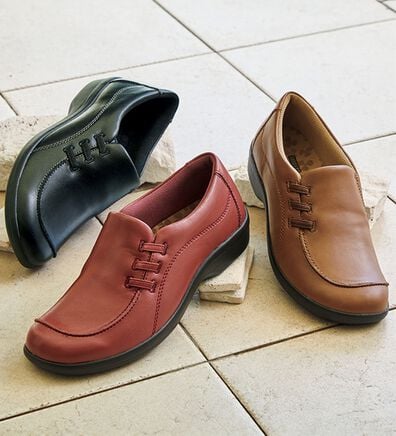 BELLUNA（ベルーナ）の「＜トパーズ＞滑りにくいオブリークシューズ（スリッポン）」