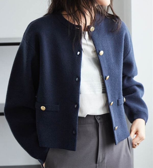 RANAN（ラナン）の「【4つの機能付き】洗える！ゴールド調ボタンニットカーディガン（ニットカーディガン）」｜詳細画像