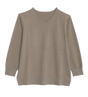 A HAPPY MARILYN（アハッピーマリリン）の「【Ｌ～８Ｌ】Ｒｉｎ フィット感軽減！Ｔシャツ感覚もっちりやわらかＶネックニット（ニット・セーター）」｜グレージュ