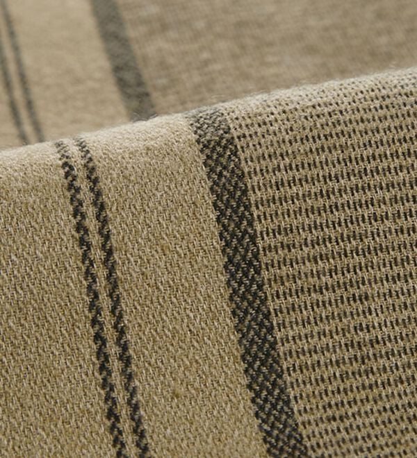 BELLUNA（ベルーナ）の「ランダムストライプ変化織素材フレアーチュニック（チュニック）」｜詳細画像