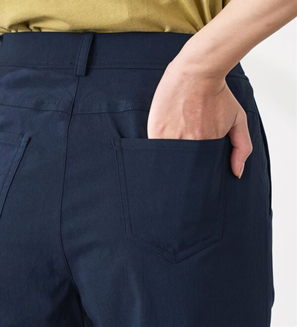BELLUNA（ベルーナ）の「ひんやり！キシリトールプリント美脚テーパードパンツ（テーパードパンツ）」｜詳細画像