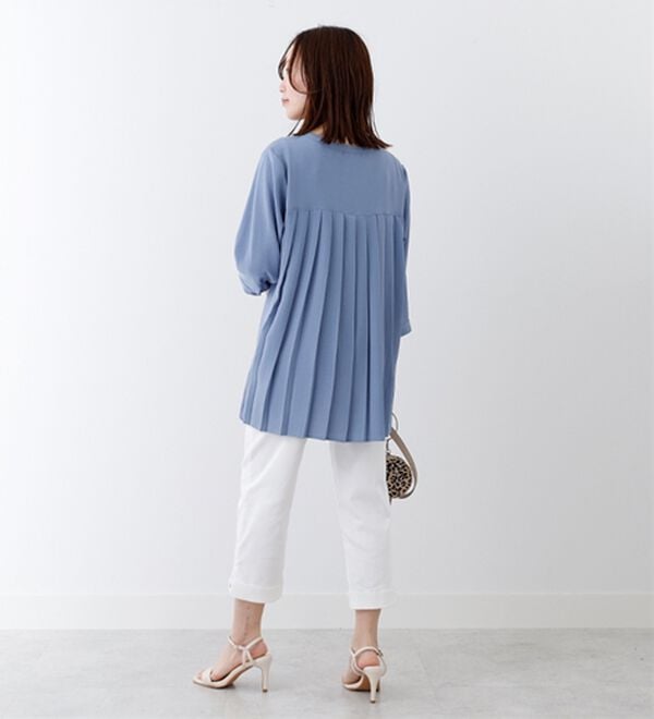 BELLUNA（ベルーナ）の「【新色追加】機能付！バックプリーツチュニック（チュニック）」｜詳細画像