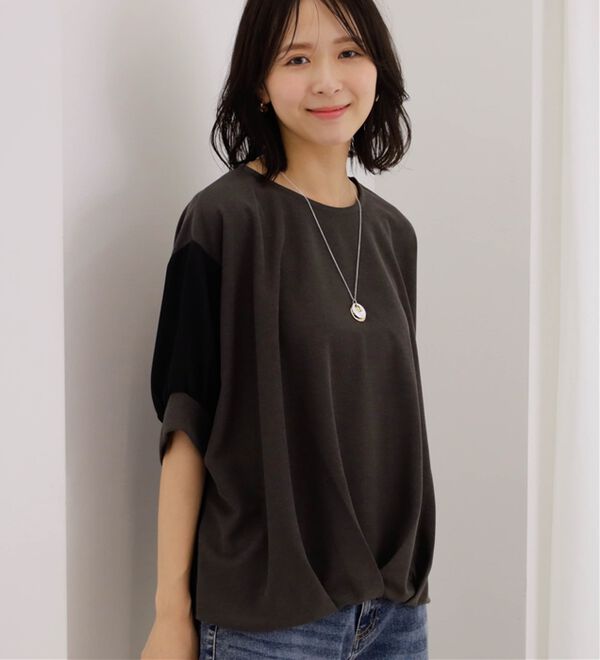 BELLUNA（ベルーナ）の「異素材使い裾タックプルオーバー（カットソー）」｜詳細画像