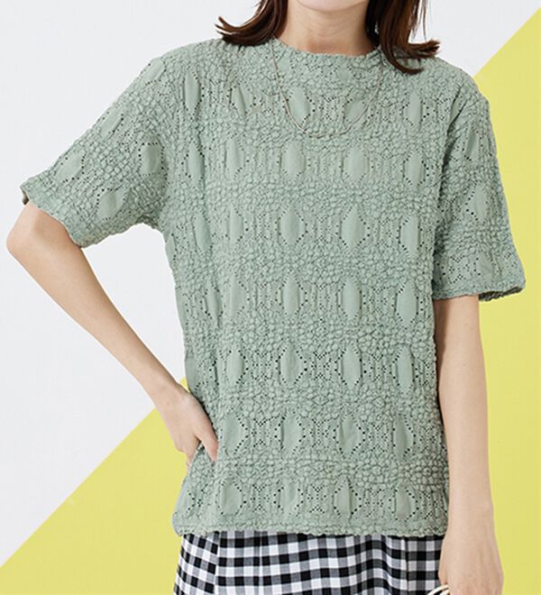 BELLUNA（ベルーナ）の「ストレッチレース調ハイネックプルオーバー（カットソー）」｜詳細画像