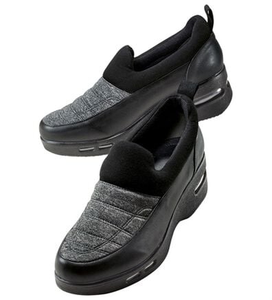 BELLUNA（ベルーナ）の「４Ｅダブルエアキルティング風シューズ（スニーカー）」