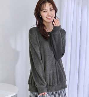 alotta（アロッタ）の「【見た目はニット、着心地はカットソー】フェザーカットソーゆるトップス（カットソー）」｜ダークグレー